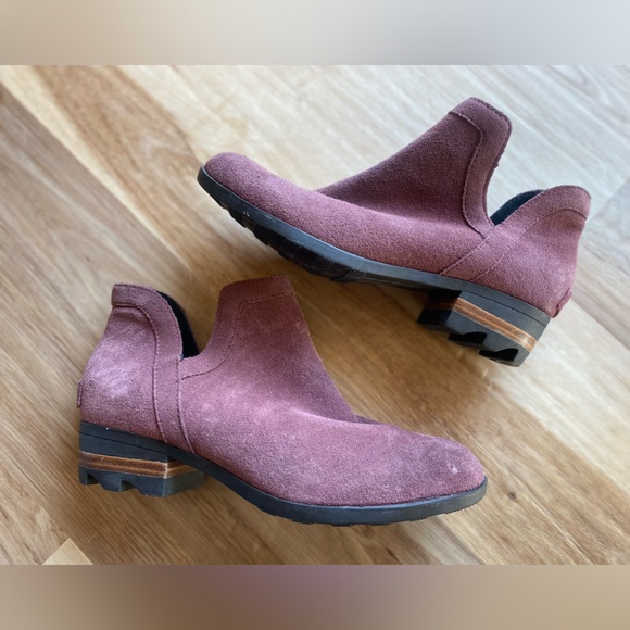 Sorel Lolla Cutout Booties Ankle Boots Maroon Suede Leather Size 8 - Picture 3 of 8